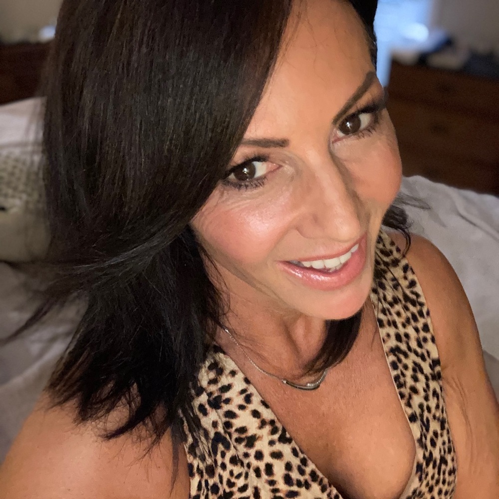 Meet your Posher, Denise